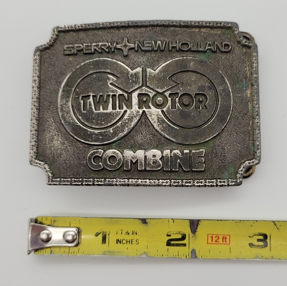SPERRY NEW HOLLAND | Twin Rotor Combine tractor belt buckle - Picture 5 of 5